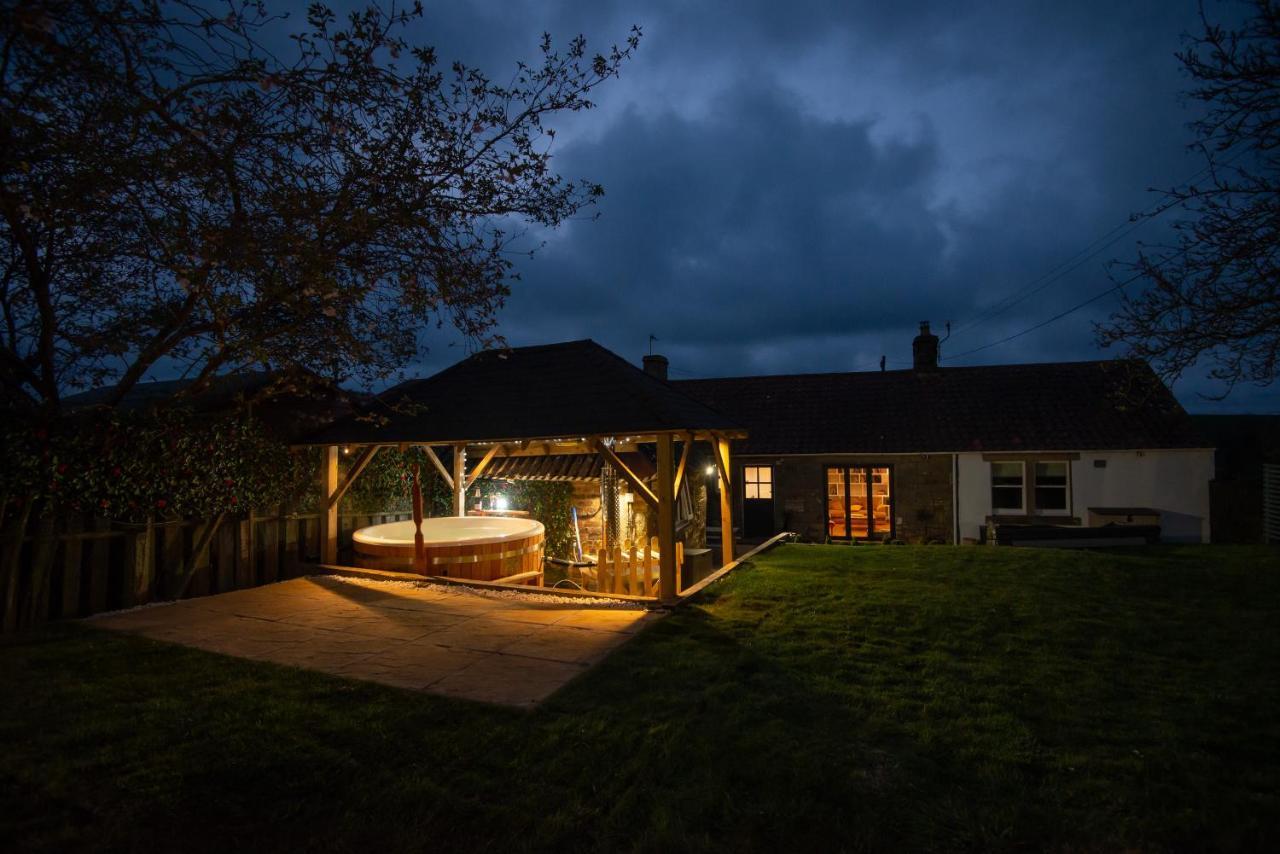 East Cottage * Wood Burning Hot Tub * Garden St Andrews Buitenkant foto