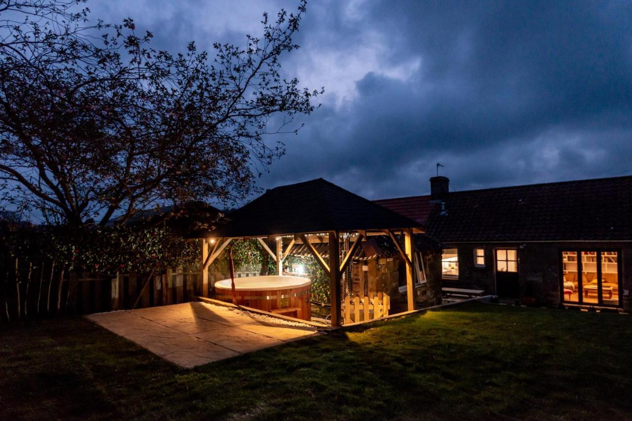 East Cottage * Wood Burning Hot Tub * Garden St Andrews Buitenkant foto
